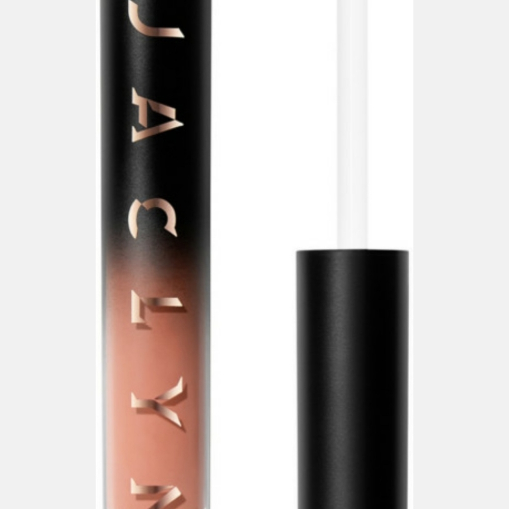 Jaclyn Cosmetics Poutspoken Liquid Lipstick in Shade Get Real